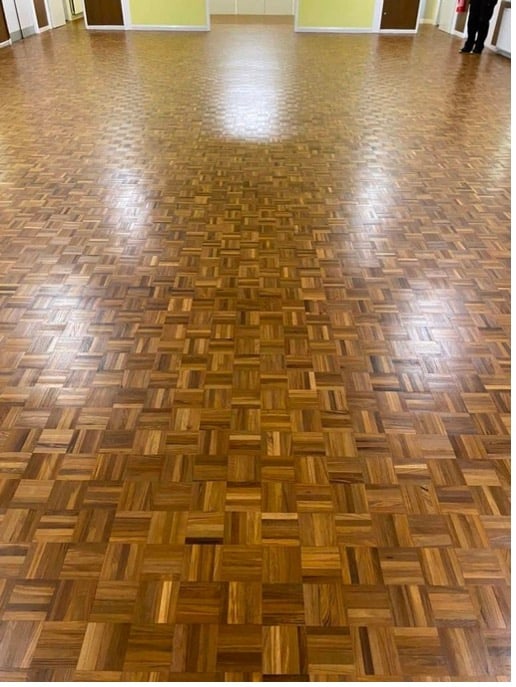 Floor sanding | finished wooden floor