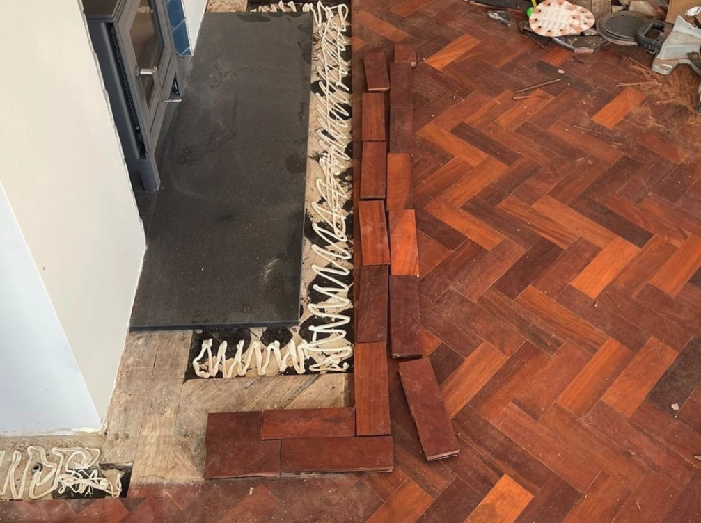 Wood Floor Adhesive for Parquet Floor Repairs