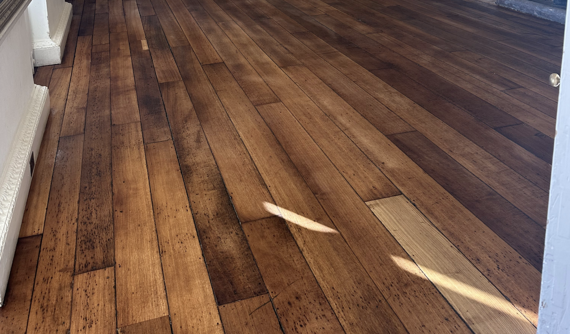Hardwood Floor Refinishing - Wood Floor Repair