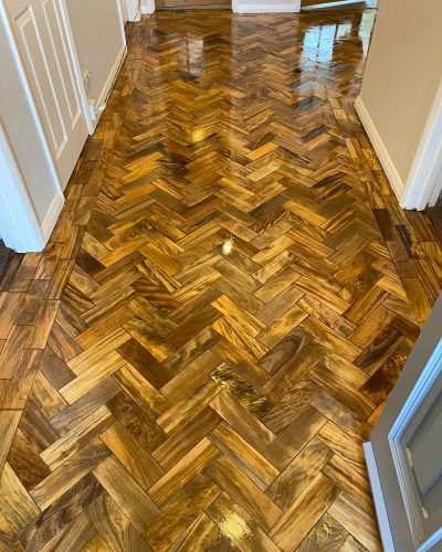 High-sheen finish parquet flooring
